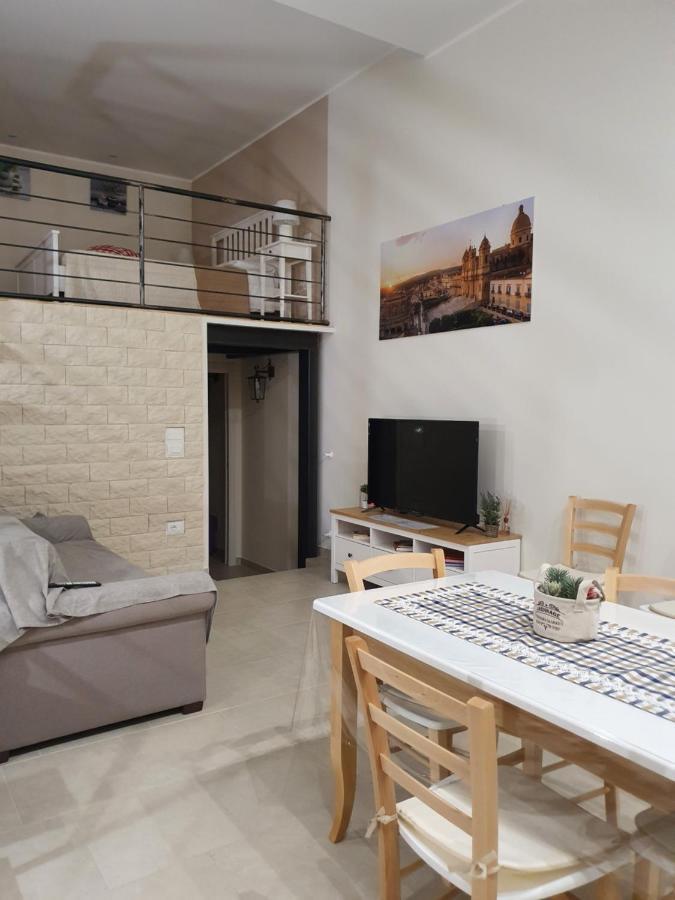 Casa Vacanze Calamandrei Noto Zewnętrze zdjęcie